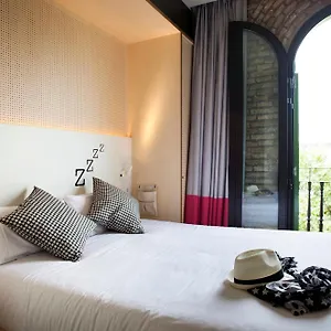 Toc Hostal
